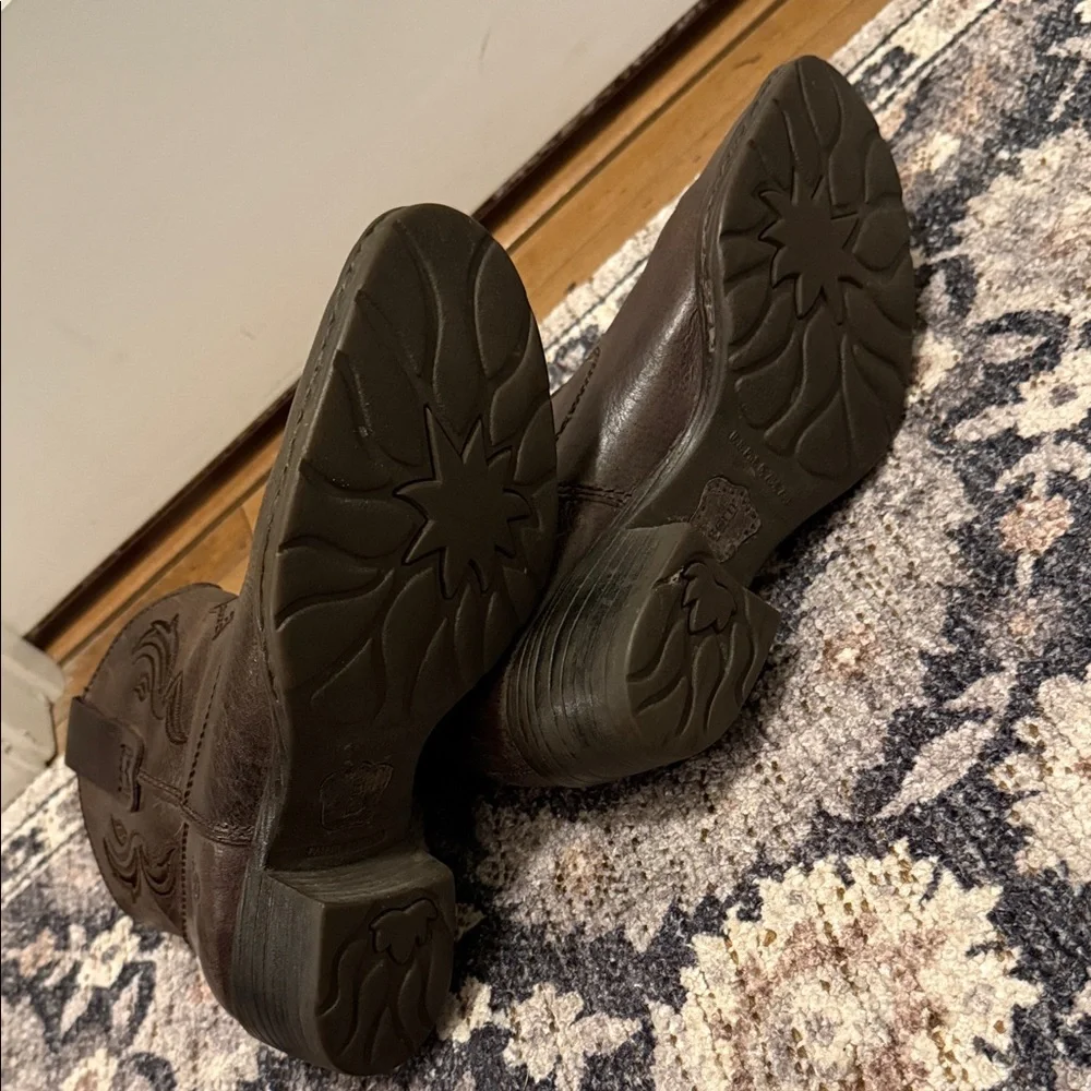 Born Women’s Dark Brown Western Ankle Boots - Picture 8 of 8